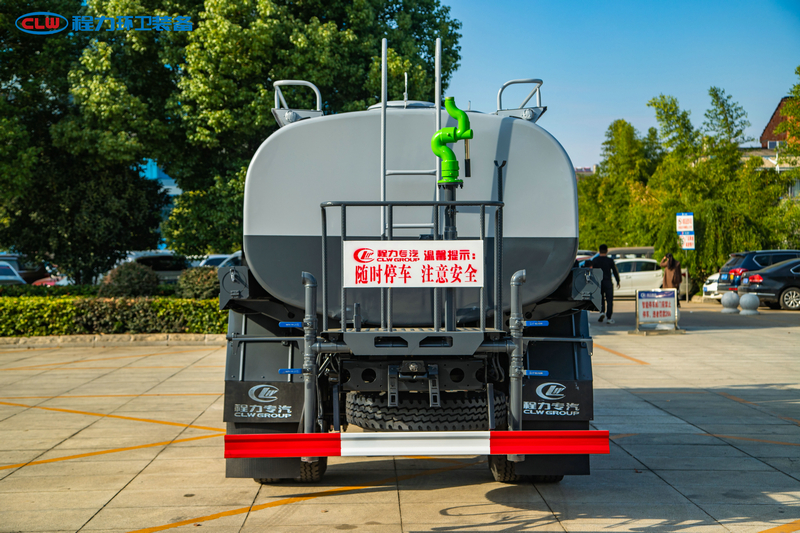 東風(fēng)大福瑞卡灑水車(chē)（9.2方）（標(biāo)準(zhǔn)化）